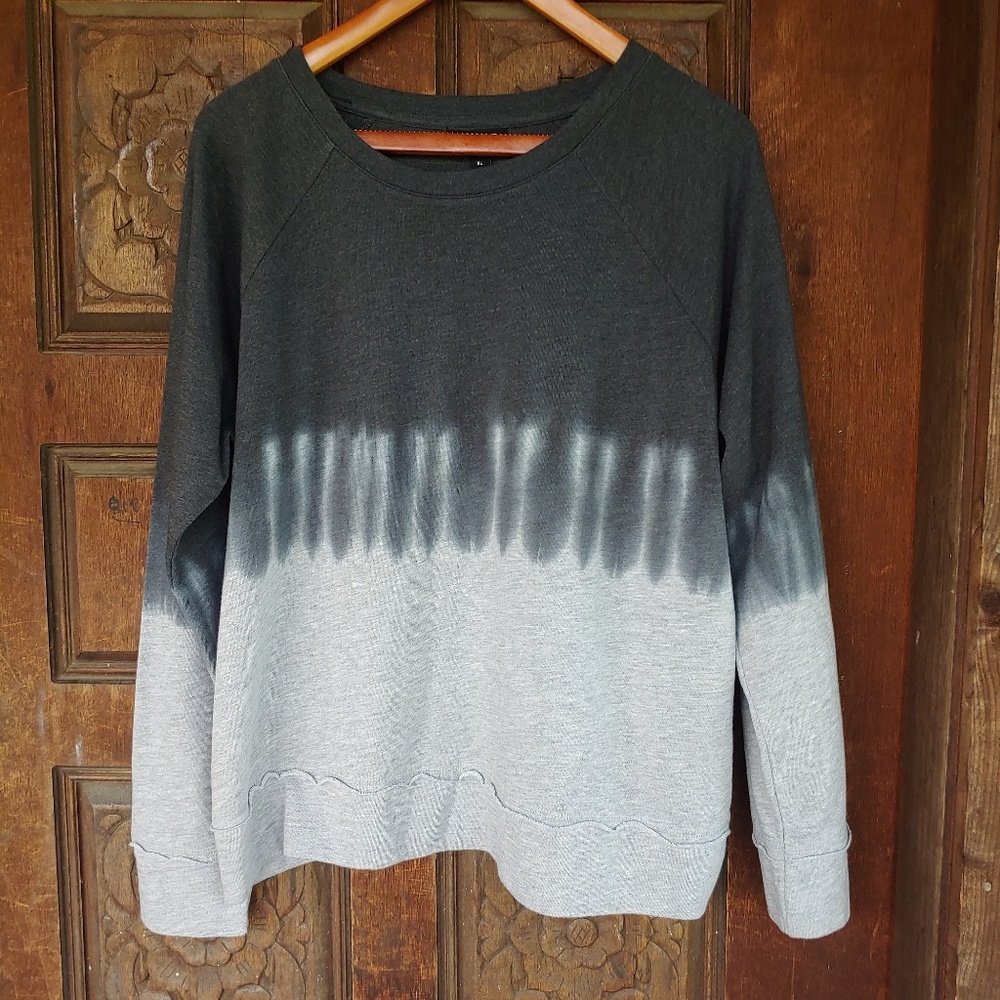 a.n.a Tie Dye Sweatshirt